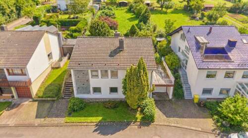 Hausansicht - 6 Zimmer Einfamilienhaus zum Kaufen in Zweibrücken