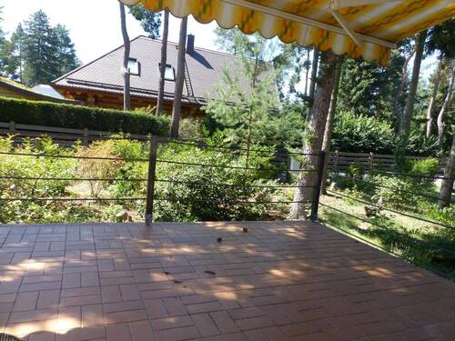 Terrasse mit Markise - 