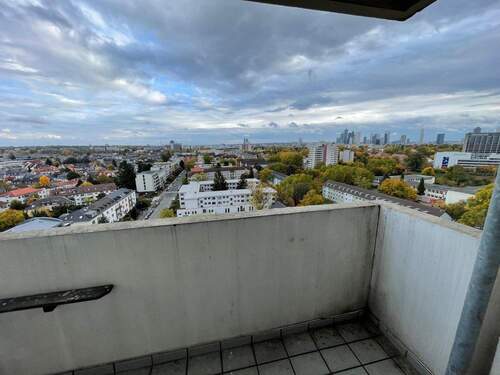 Balkon - 3 Zimmer Etagenwohnung zum Kaufen in Frankfurt