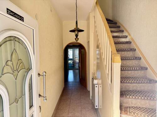 3 - 6 Zimmer Mehrfamilienhaus, Wohnhaus in Dillingen