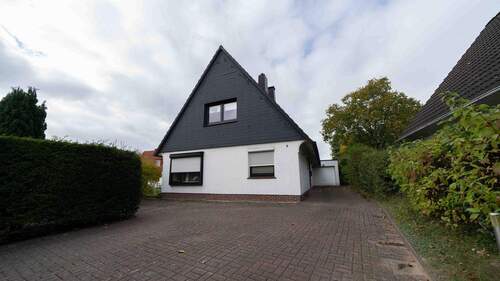 Ansicht - Einfamilienhaus mit Einliegerwohnung. Viel Charme und Potenzial in beliebter Lage von Uetersen