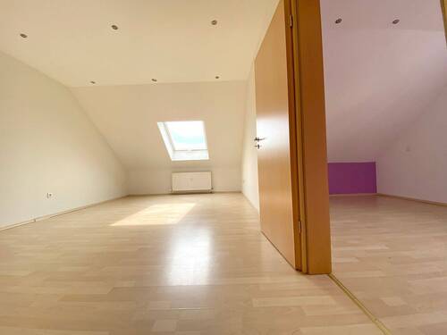 Wohnzimmer_OG_01.JPG - 