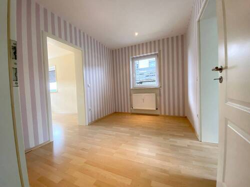 Umkleidezimmer_EG_01.JPG - 