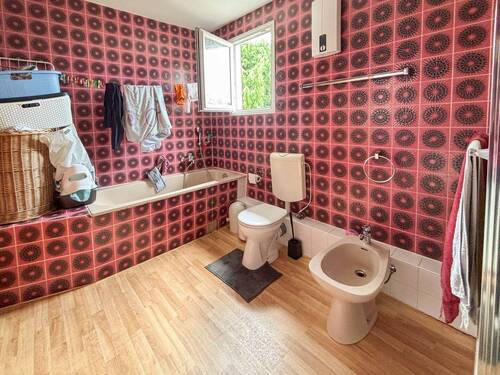 Bad Wohnung 2. OG - 