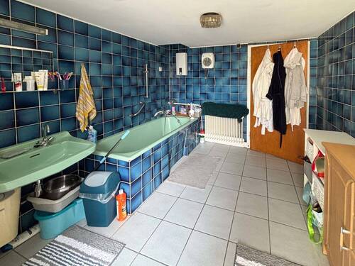 Bad Wohnung 1. OG - 