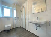 Weiteres modernes Duschbad - 