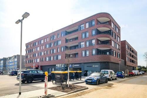 SSQ Aussenansicht 2 - Geräumige 2-Zimmerwohnung in Monheim-Baumberg
