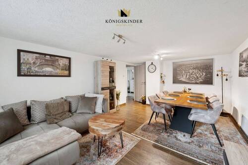 Schönes Wohn-und Esszimmer - Familiendomizil zum Wohlfühlen!