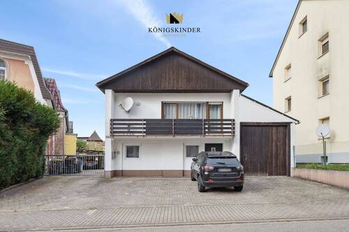 Ansicht vorne - 4 Zimmer Einfamilienhaus zum Kaufen in Gaggenau