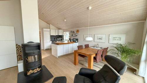 Essbereich mit offener Küche - 