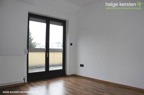 Wohnbereich1 - 2 Zimmer Etagenwohnung in Kassel