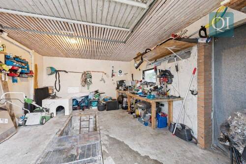 QI-6908 Garage mit Grube - 