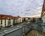 Ausblick - Charmantes Wohnen unterm Dach - 3-Raum mit Balkon!