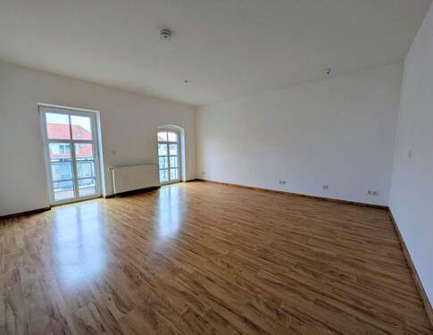 Wohnzimmer - 3 Zimmer Etagenwohnung in Gera