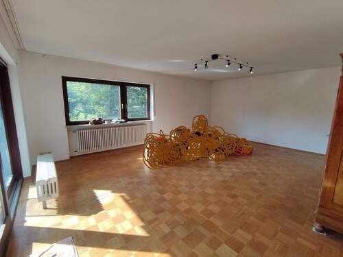 Wohnzimmer im Erdgeschoss - 