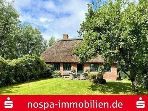 Außenansicht - Bezauberndes Reetdachhaus in absoluter Alleinlage