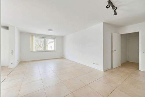 Zimmer - Etagenwohnung mit 110,00 m&sup2; in Kaiserslautern zum Kaufen