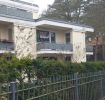 Bezugsfreie Eigentumswohnung mit zwei Balkonen in Ruhiglage Berlin-Zehlendorf . PROVISIONSFREI für Käufer*in