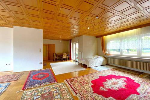 Wohnzimmer - 4 Zimmer Einfamilienhaus in Gräfenberg