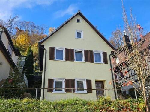 Ansicht - Kleines Haus im Flügel mit schönem Garten und Denkmalschutz