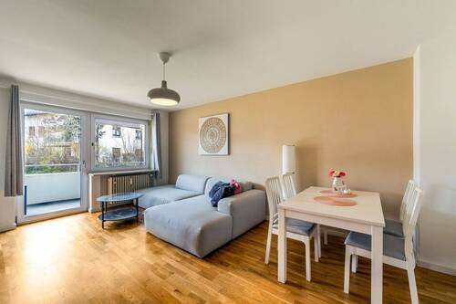 Wohn- und Essbereich 1 - Etagenwohnung mit 54,00 m&sup2; in Grafing bei München zum Kaufen