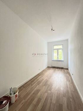 Schlafzimmer - 2 Zimmer Etagenwohnung zur Miete in Chemnitz