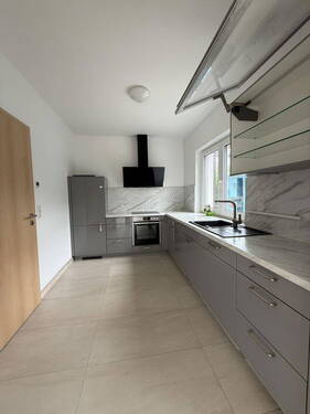 Küche - 5 Zimmer Doppelhaushälfte zur Miete in Berlin