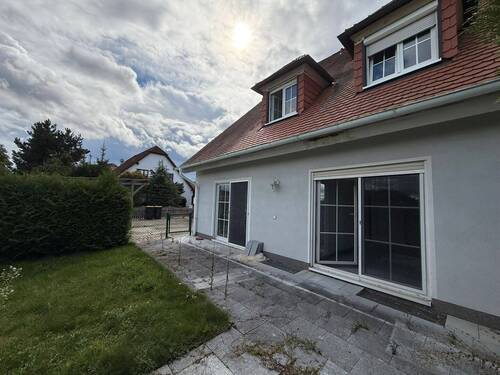 Garten- und Terrassenbereich - 