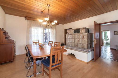 Esszimmer mit überdachter Terrasse - 