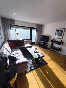 Wohnzimmer - 2 Zimmer Etagenwohnung zur Miete in Lüdenscheid