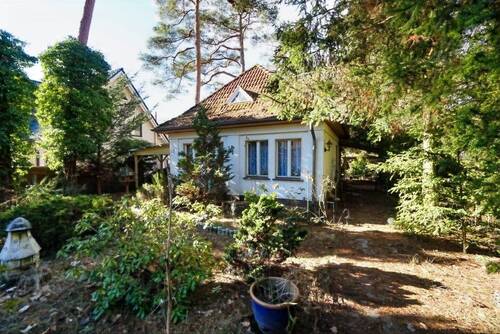 Haus von vorne links - Grundstück zum Kaufen in Rangsdorf