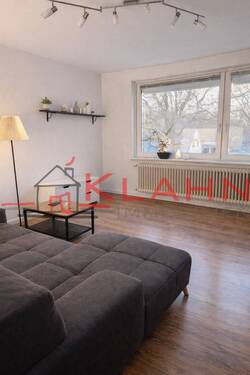 gemütliches Wohnzimmer - Etagenwohnung mit 71,00 m&sup2; in Elmshorn zum Kaufen