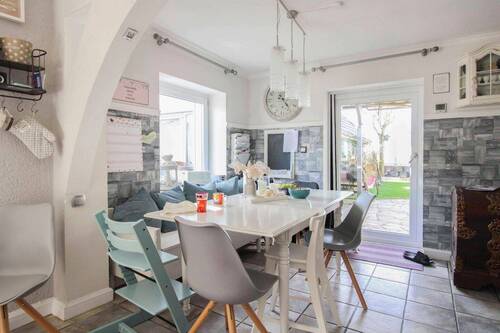 Essbereich in der Küche - 6 Zimmer Einfamilienhaus in Simonsberg