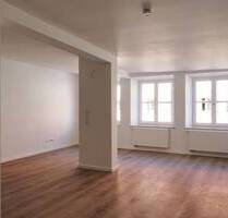 Moderne 2 Zimmer Wohnung im Altstadthaus- Erstbezug nach Modernisierung - Kaufbeuren