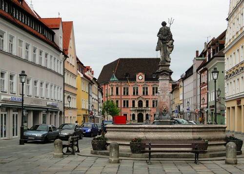 Kaiser Max Straße - 
