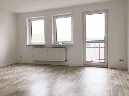 Musterbild Wohnzimmer - 2 Zimmer Etagenwohnung zur Miete in Riesa