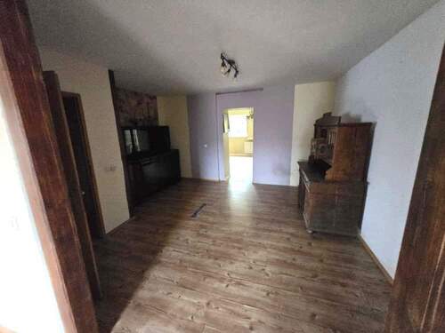 EG: Esszimmer, Blickrichtung Küche - 