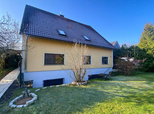 Rückseite Wohnhaus - 6 Zimmer Einfamilienhaus zum Kaufen in Bad Sulza