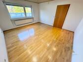 Schlafzimmer Ansicht 2 - Etagenwohnung mit 98,00 m&sup2; in Niederdorfelden zur Miete