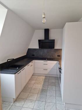 Küche Totale.jpg - 2 Zimmer Etagenwohnung in München