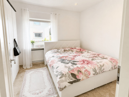 Schlafzimmer EG - 
