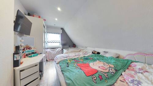 Schlafzimmer 1-OG - 