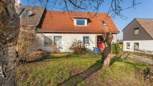 Außenansicht 2 - 6 Zimmer Doppelhaushälfte in Salzgitter-Bad