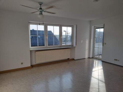 photo_2026-01-26_15-30-47.jpg - 4 Zimmer Etagenwohnung in Giebelstadt