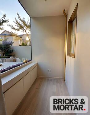 Loggia KI generiert - 