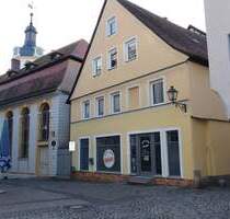 Gepflegtes, großzügiges Mehrfamilienhaus mit Gewerbe in 91522 Ansbach