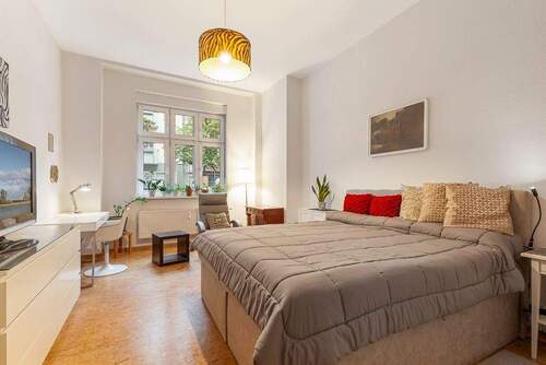 Zimmer 1 - Stilvolle 2-Zimmer-Altbauwohnung im Herzen des Samariterkiezes