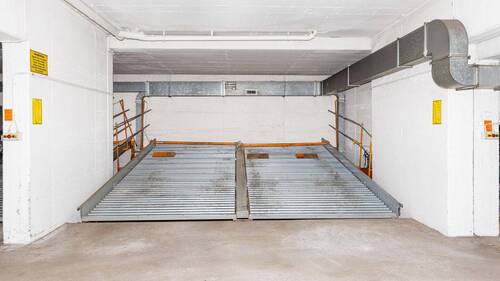 Stellplatz im Doppelparker. - 