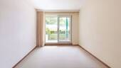 Zimmer u. Ostbalkon. Durch KI leergeräumt. - Etagenwohnung mit 91,00 m&sup2; in Düsseldorf zum Kaufen