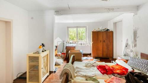 1. OG Schlafzimmer 1 1 - 